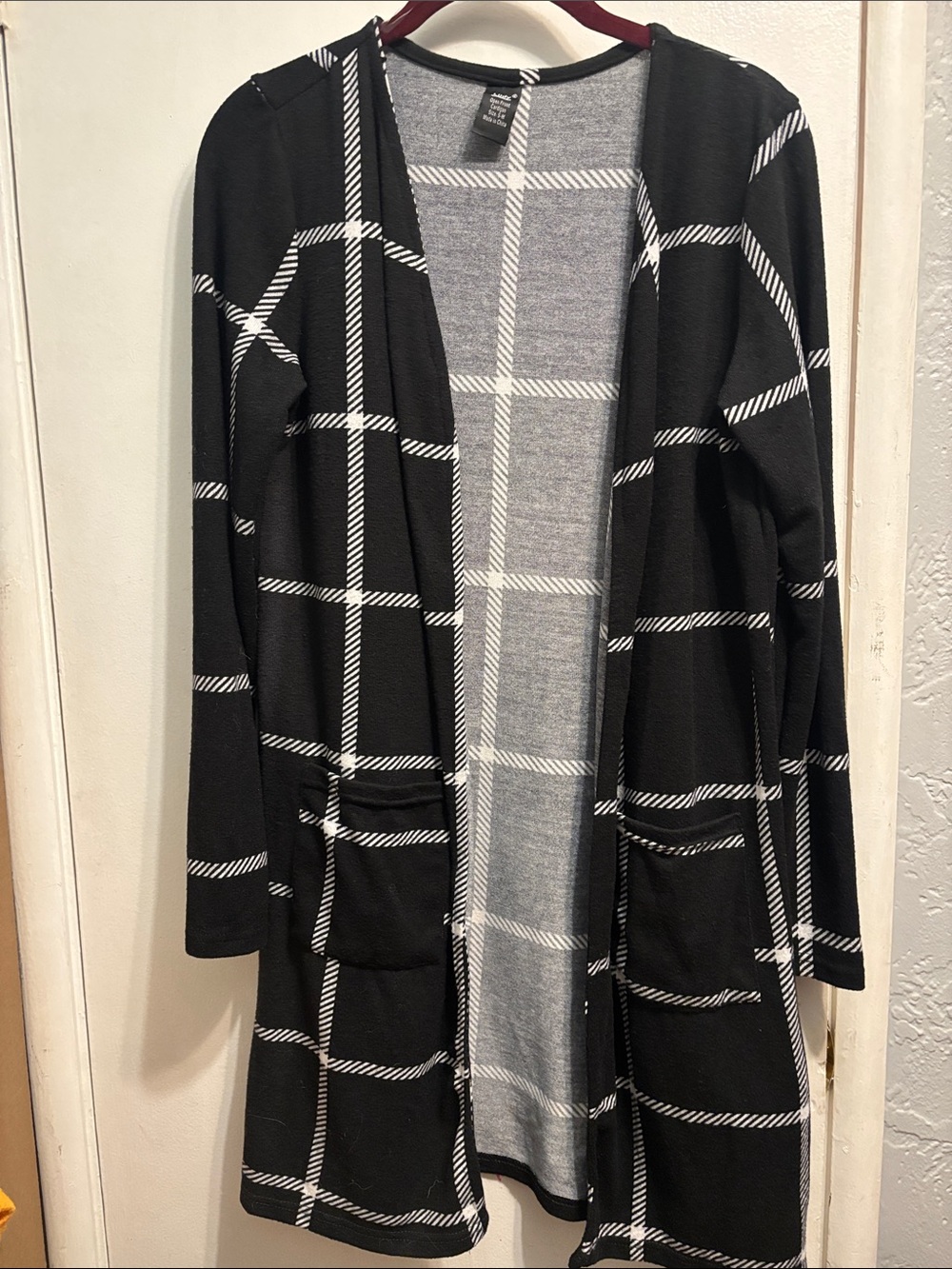 Lildy - Open-Front Black Plaid Women’s Cardigan Sweater